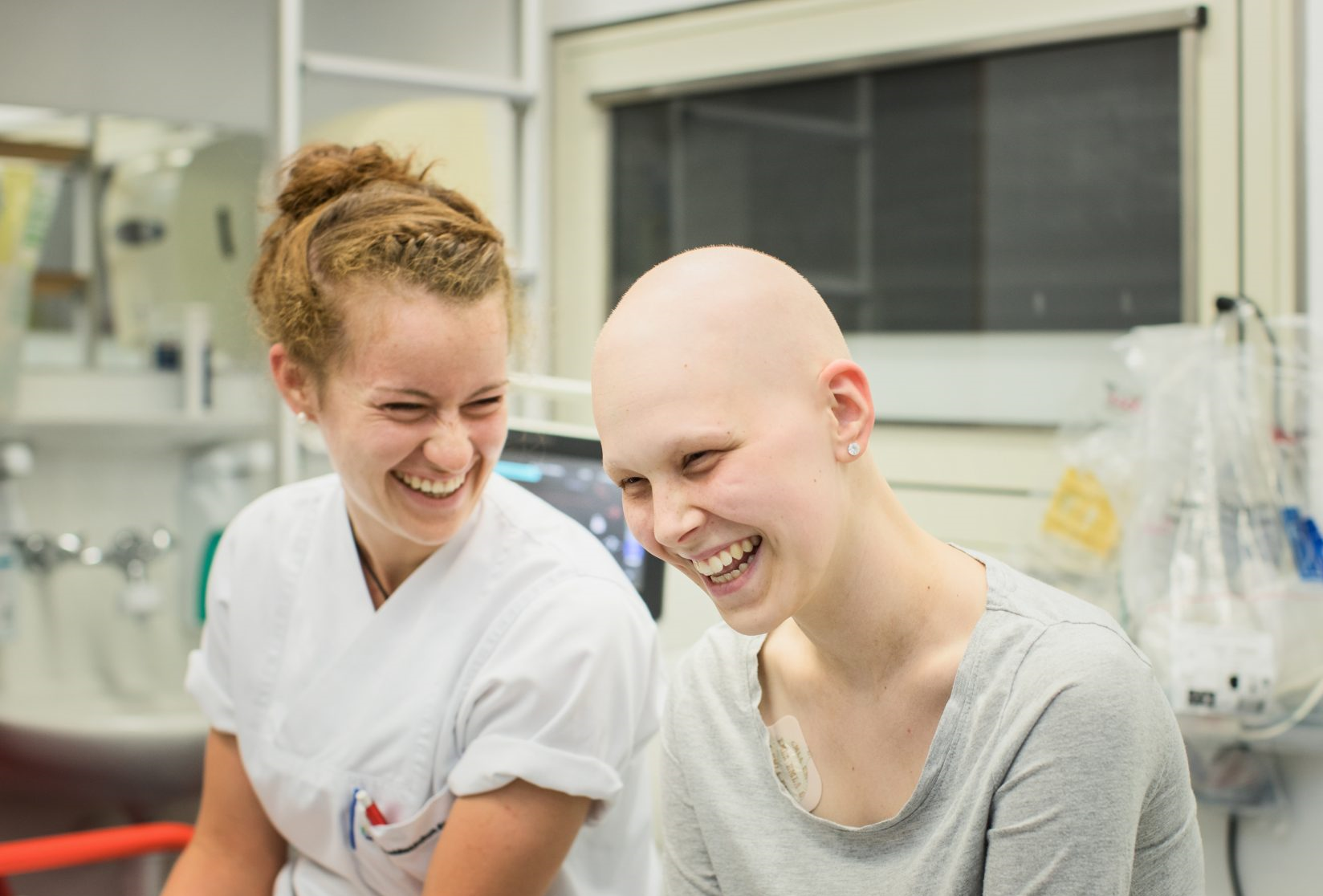 Universitätsmedizin Essen - Westdeutsches Tumorzentrum Essen; Sporttherapie auf der AYA Station für Jugendliche und junge Erwachsene